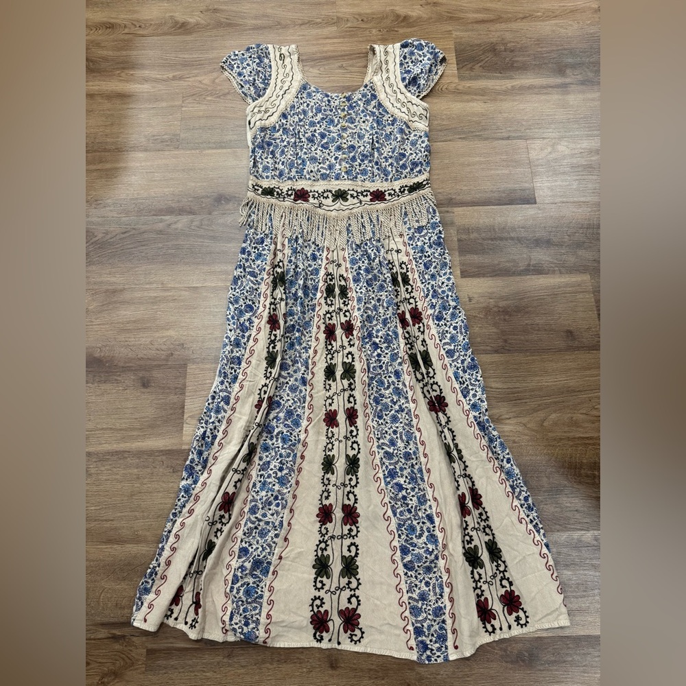 Bohemian Floral Maxi Dress in Blue and Cream